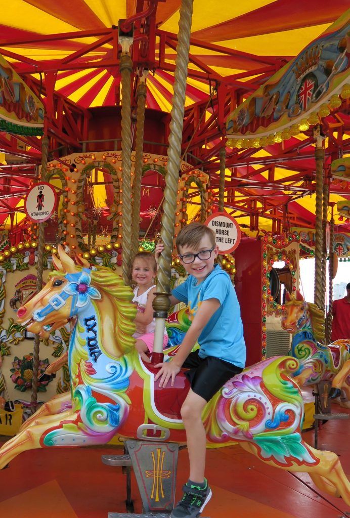 5 Days in London with Kids. Find out the Top 8 picks of fun things to do in London with your family. A 5 day London itinerary with kids, including Buckingham Palace, London Eye, Big Ben, Princess Diana Memorial Playground, South Bank and more. Make your London family trip planning easy! #london #londonkids #londoneye #buckinghampalace #southbank #wimbledon